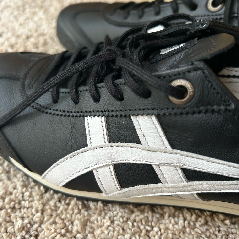 Onitsuka Tiger Mexico 66 SD | Black/White | Size 6 (Women’s)